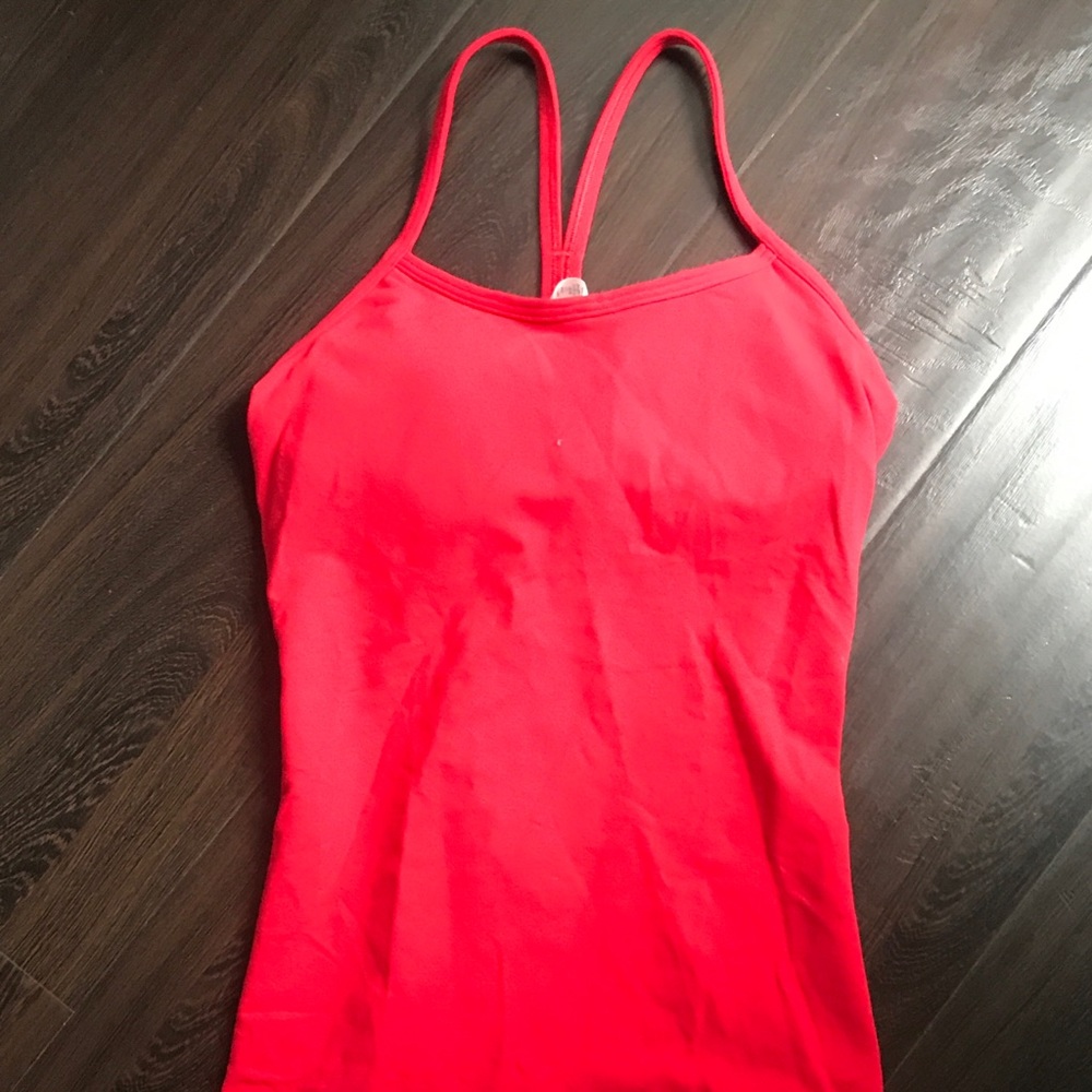NEW Lulu Lemon racerback Red tank with inside bra
